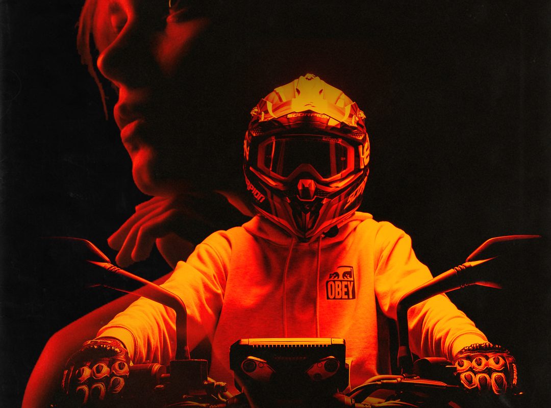 A CUALQUIER LADO/ Yamil Trevisan